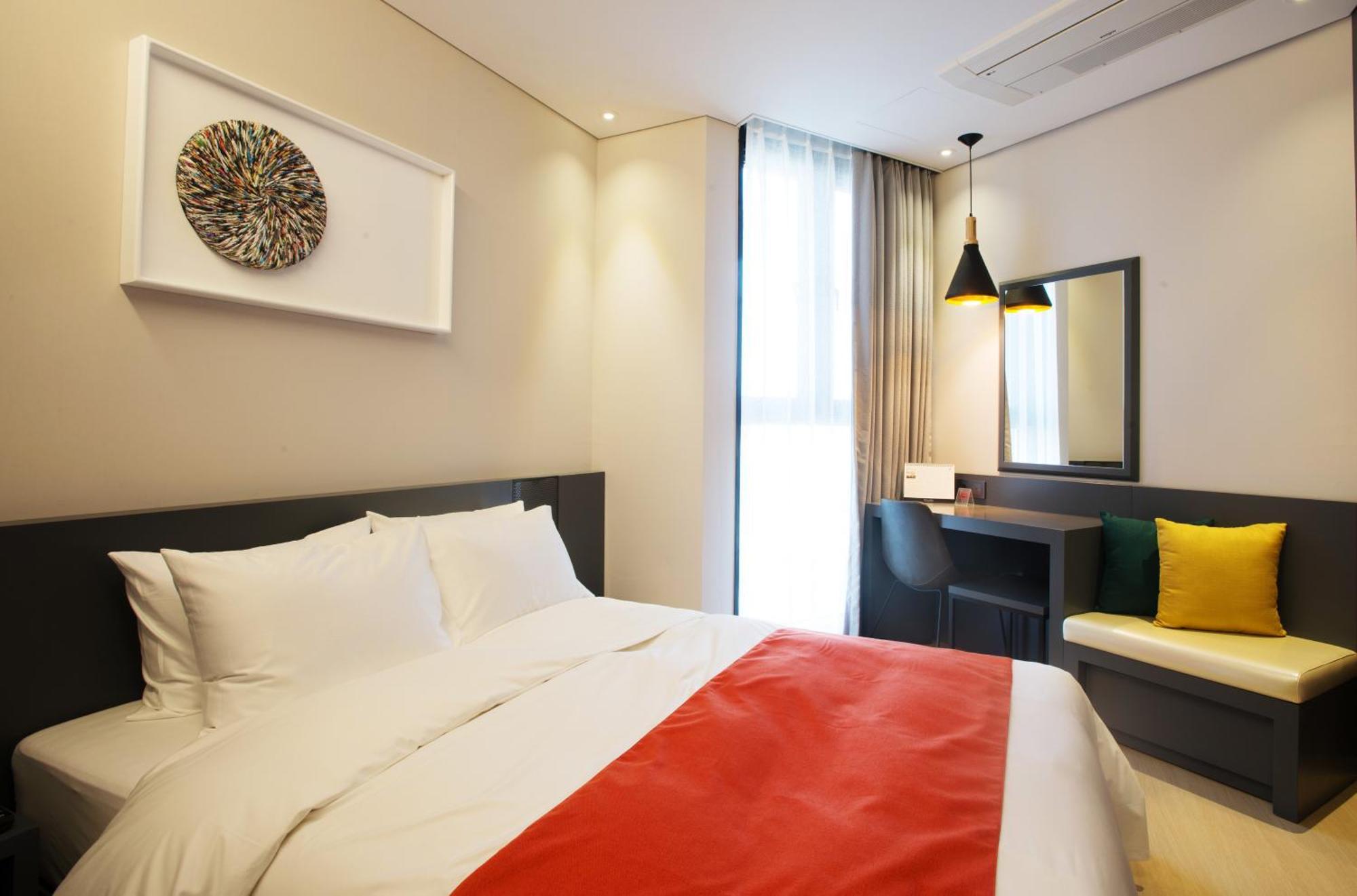 Gloucester Hotel Cheongju Buitenkant foto