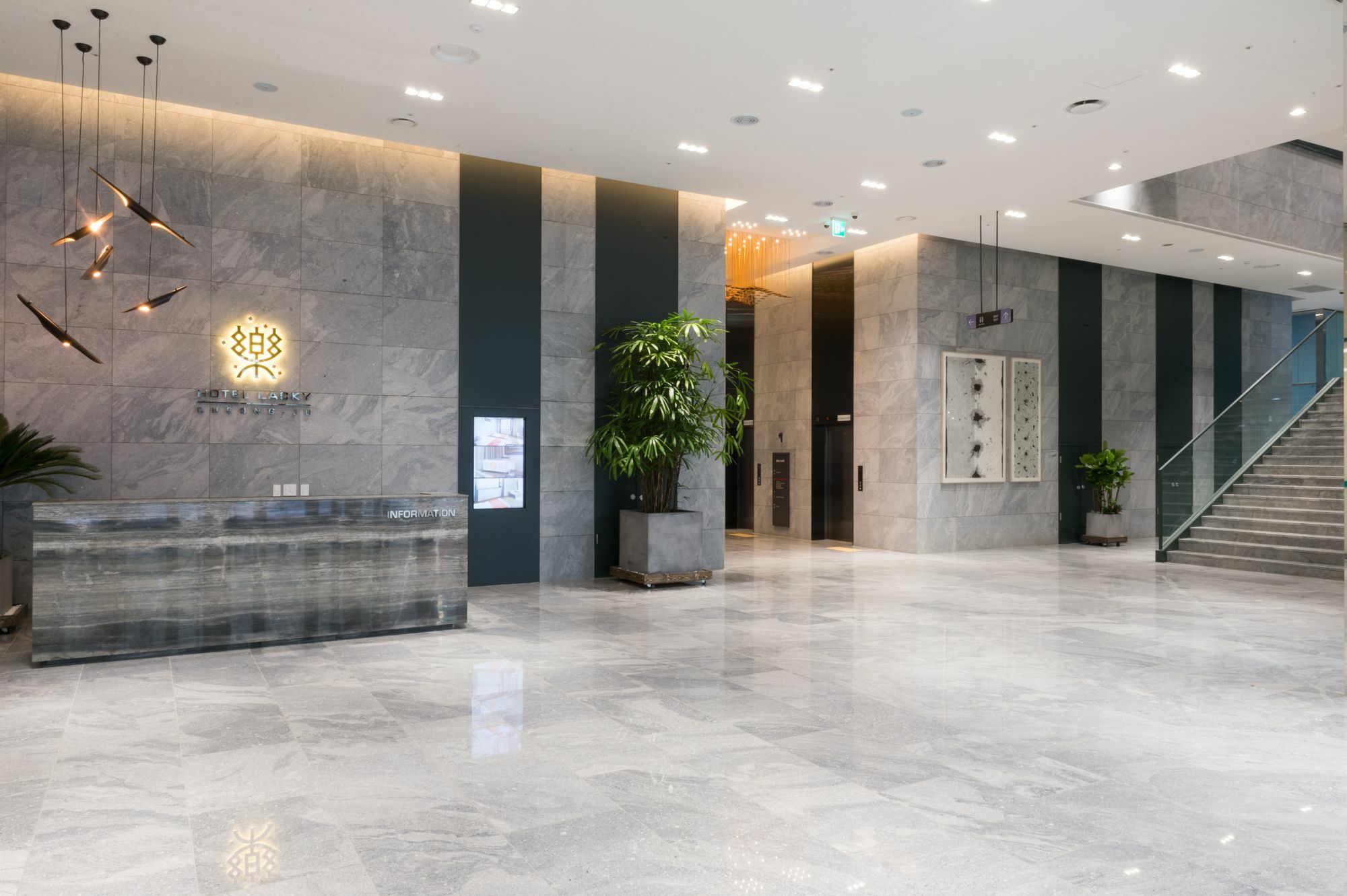 Gloucester Hotel Cheongju Buitenkant foto